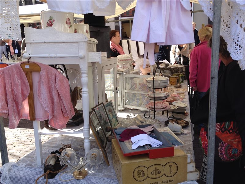 Brocante in de Grote Kerk – Pre Christmas Edition in Zwijndrecht
